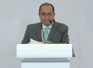 Profe Rico honesto y coherente con sus propuestas durante el segundo debate del CEEPAC